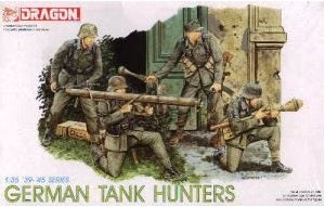 BONE YARD - Dragon 1/35 German Tank Hunters