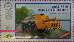 PST 1/72 MAZ-7910 Truck Oil/Gas Pipeline